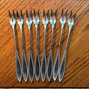 Lot of 8 Rogers Bros VESTA 1847 Silverplate Cocktail Seafood Forks